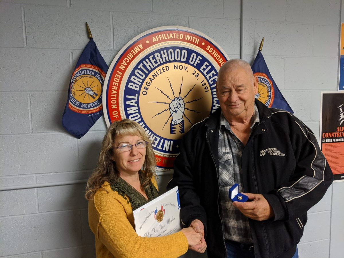 Doug Doidge Receiving His 55 Year Pin