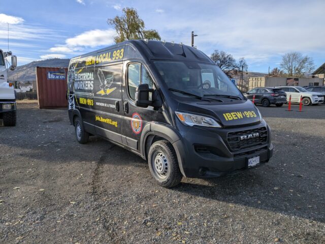 pxl 20251107 171518972