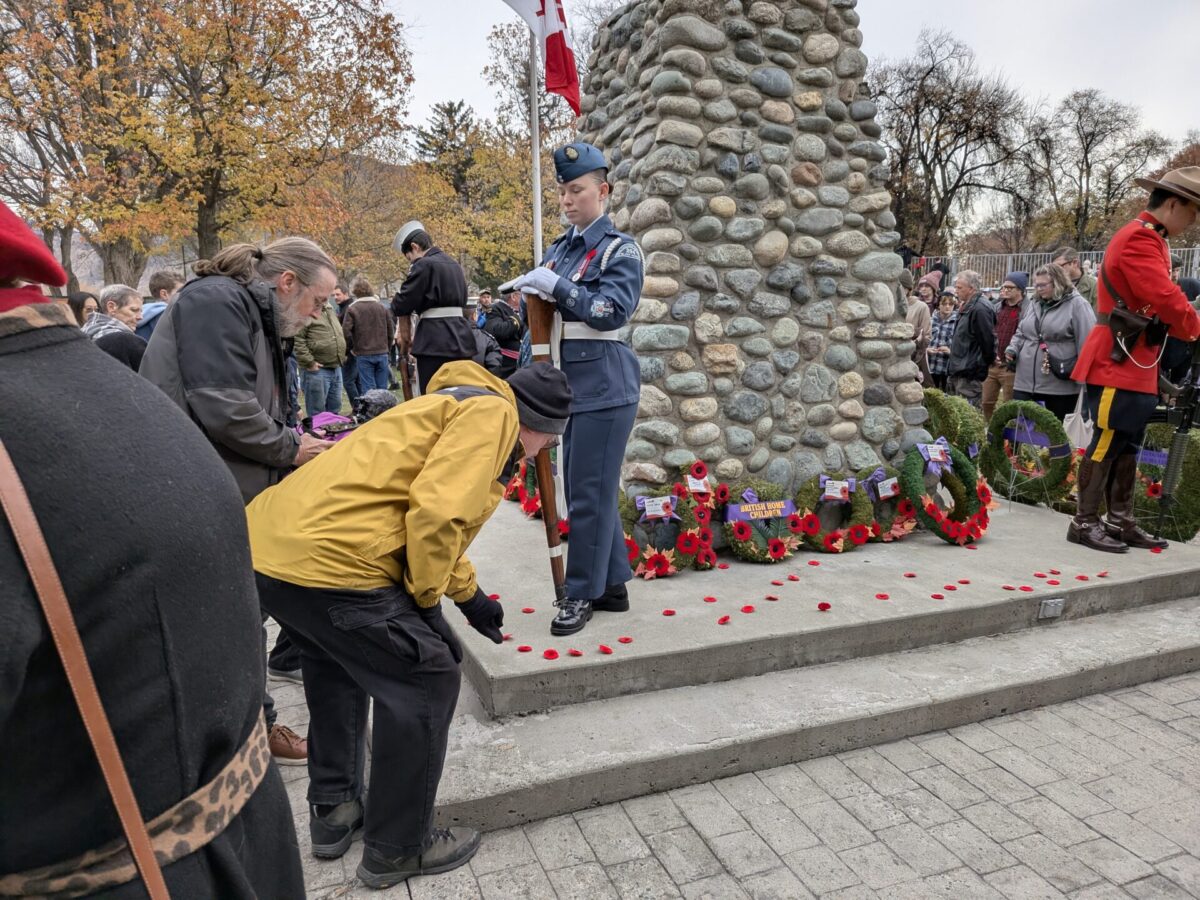 pxl 20251111 192856971