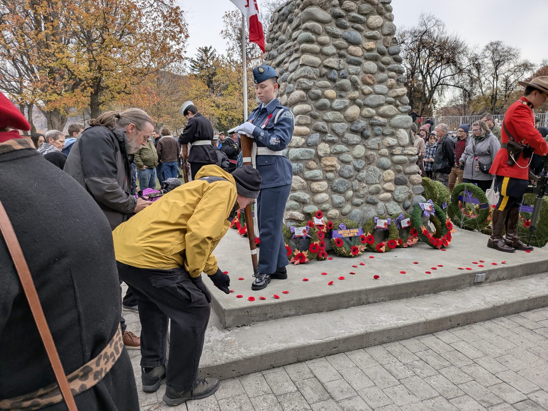 pxl 20251111 192856971