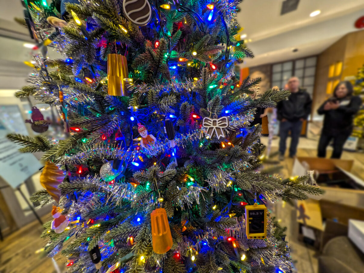 pxl 20251114 212054221