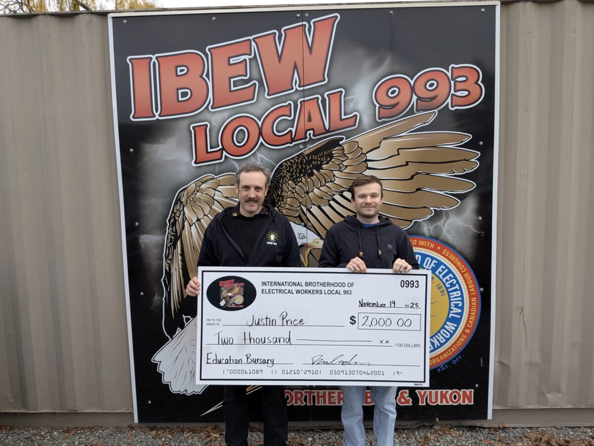 pxl 20251121 212911262