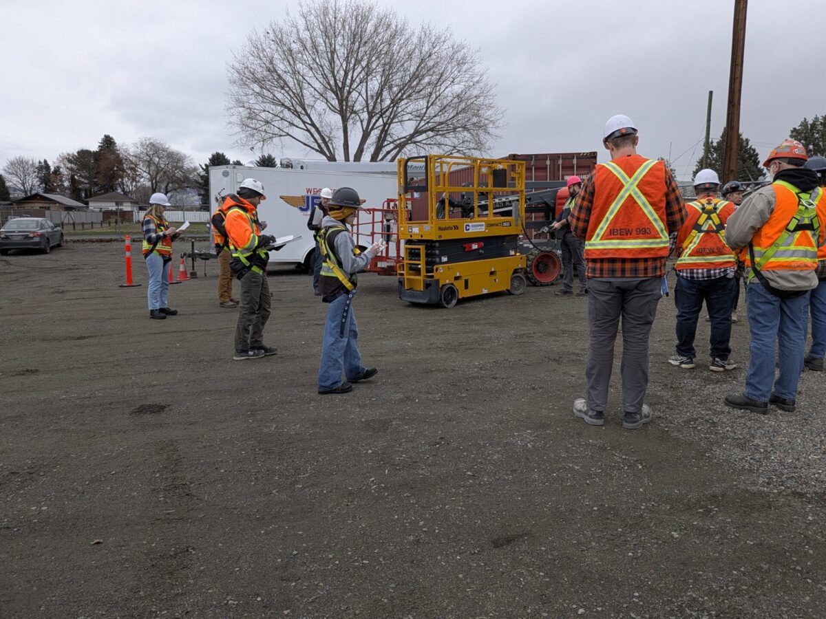 pxl 20251210 221953959.mp