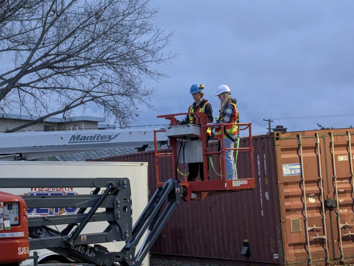 pxl 20251211 001016712