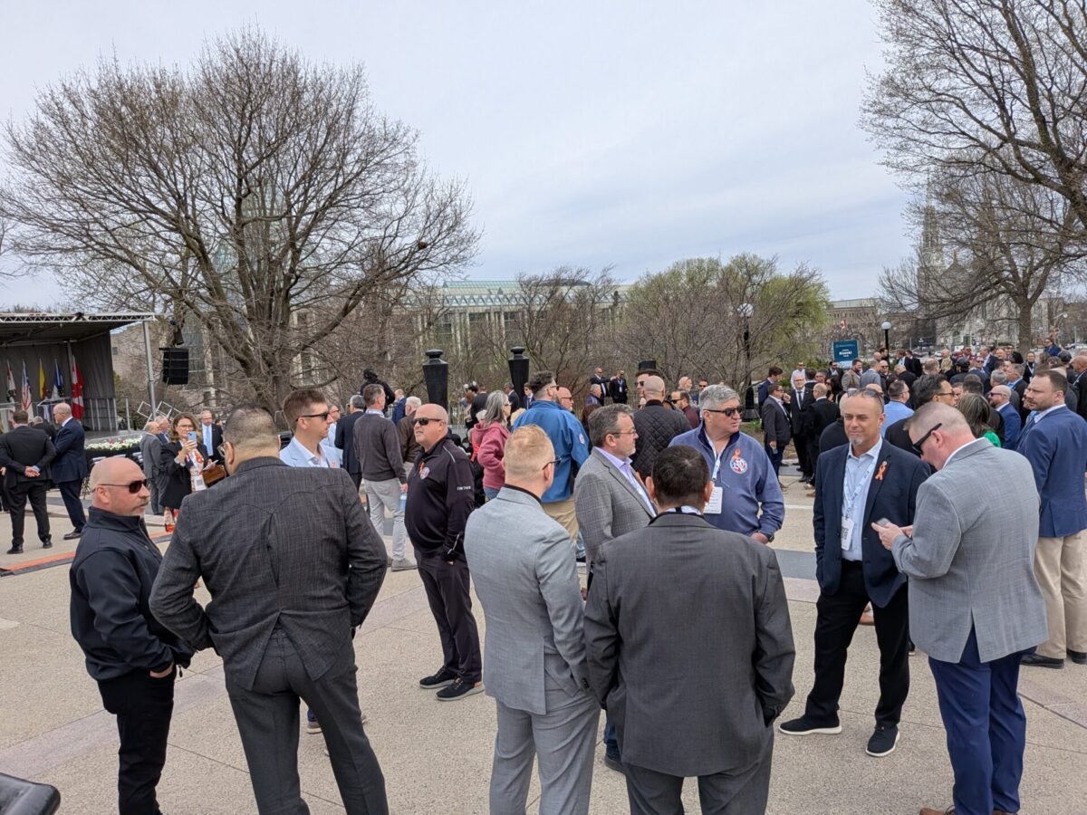 pxl 20260428 142842789