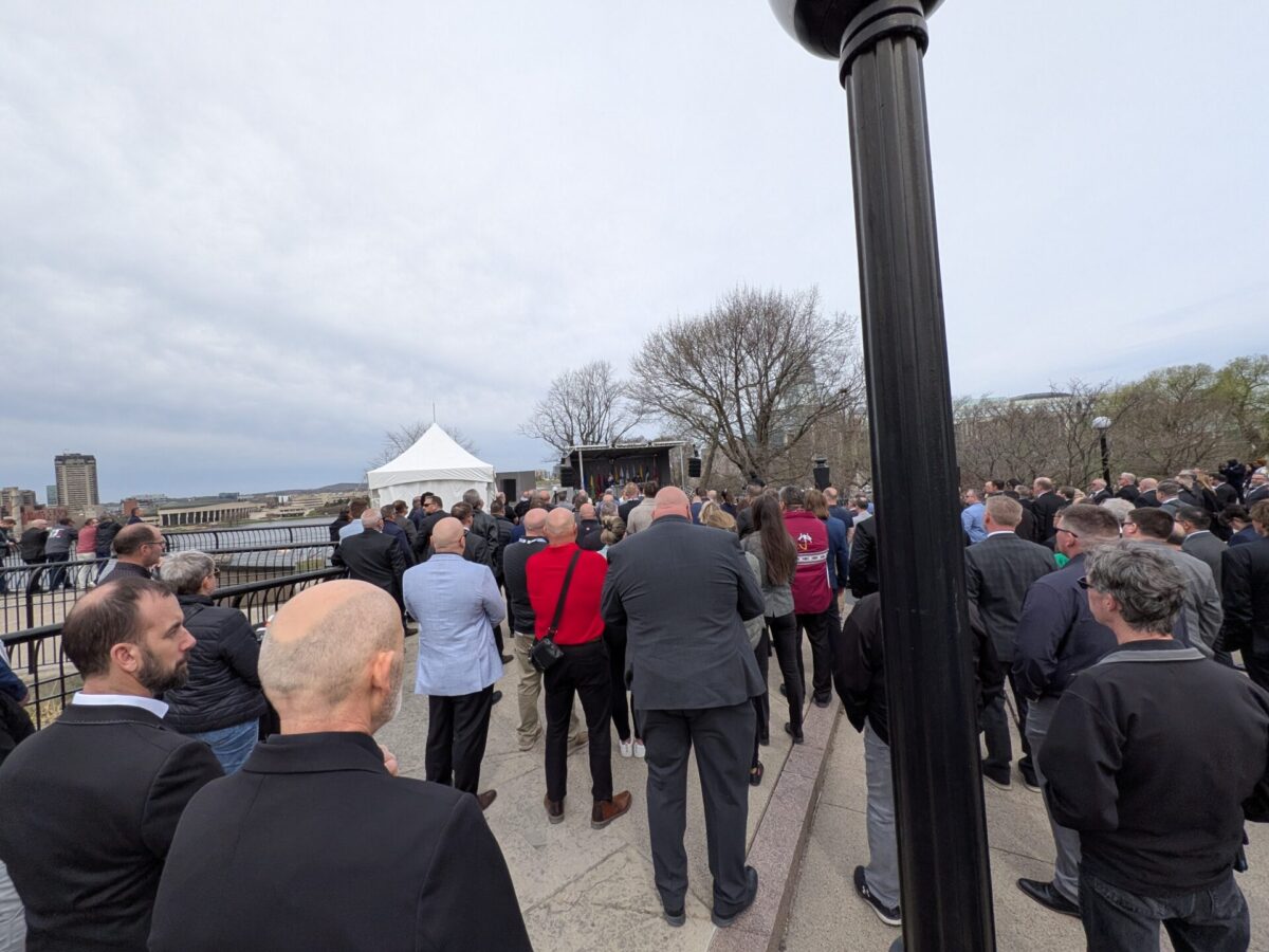 pxl 20260428 150040982