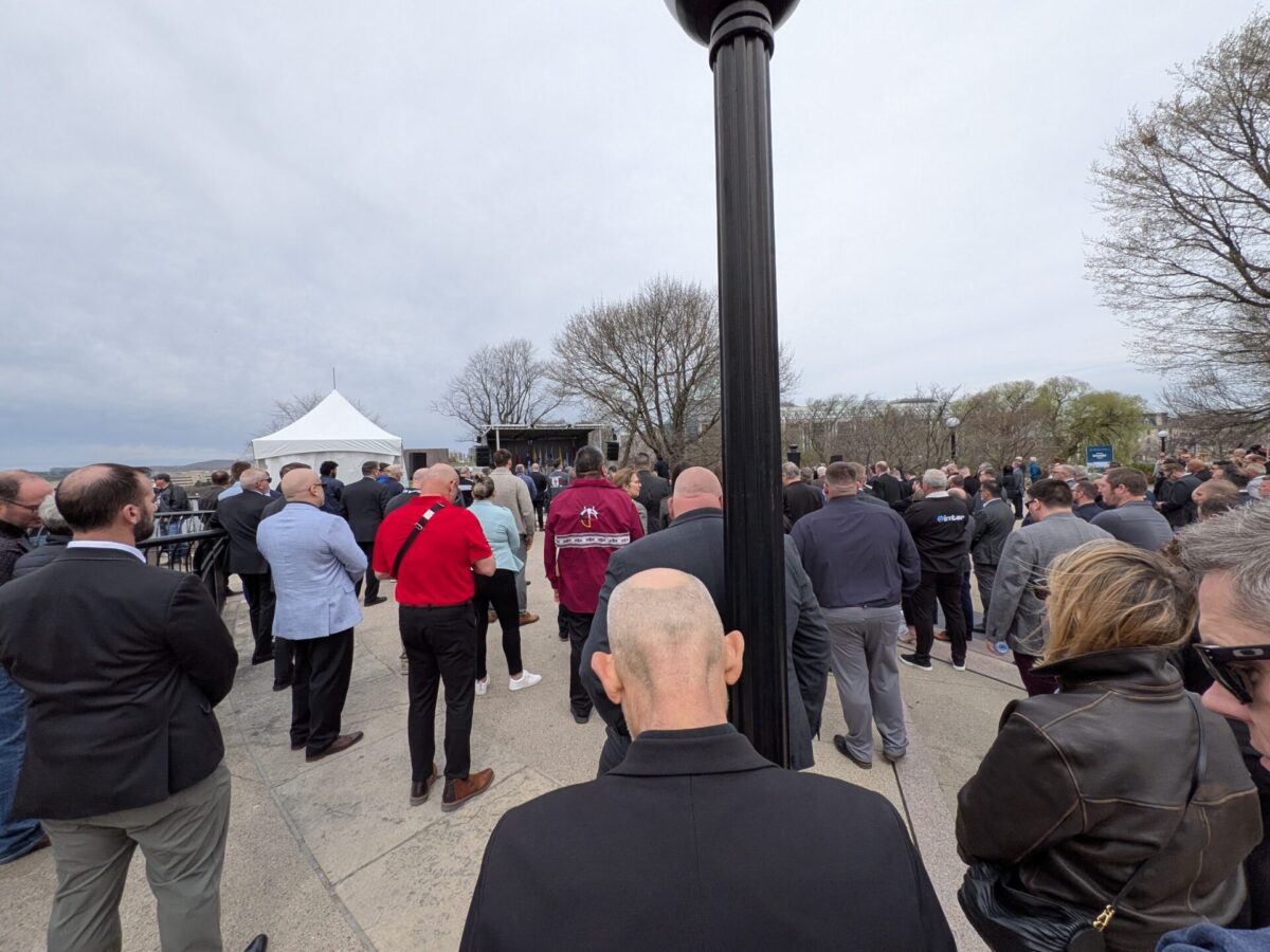 pxl 20260428 153806001