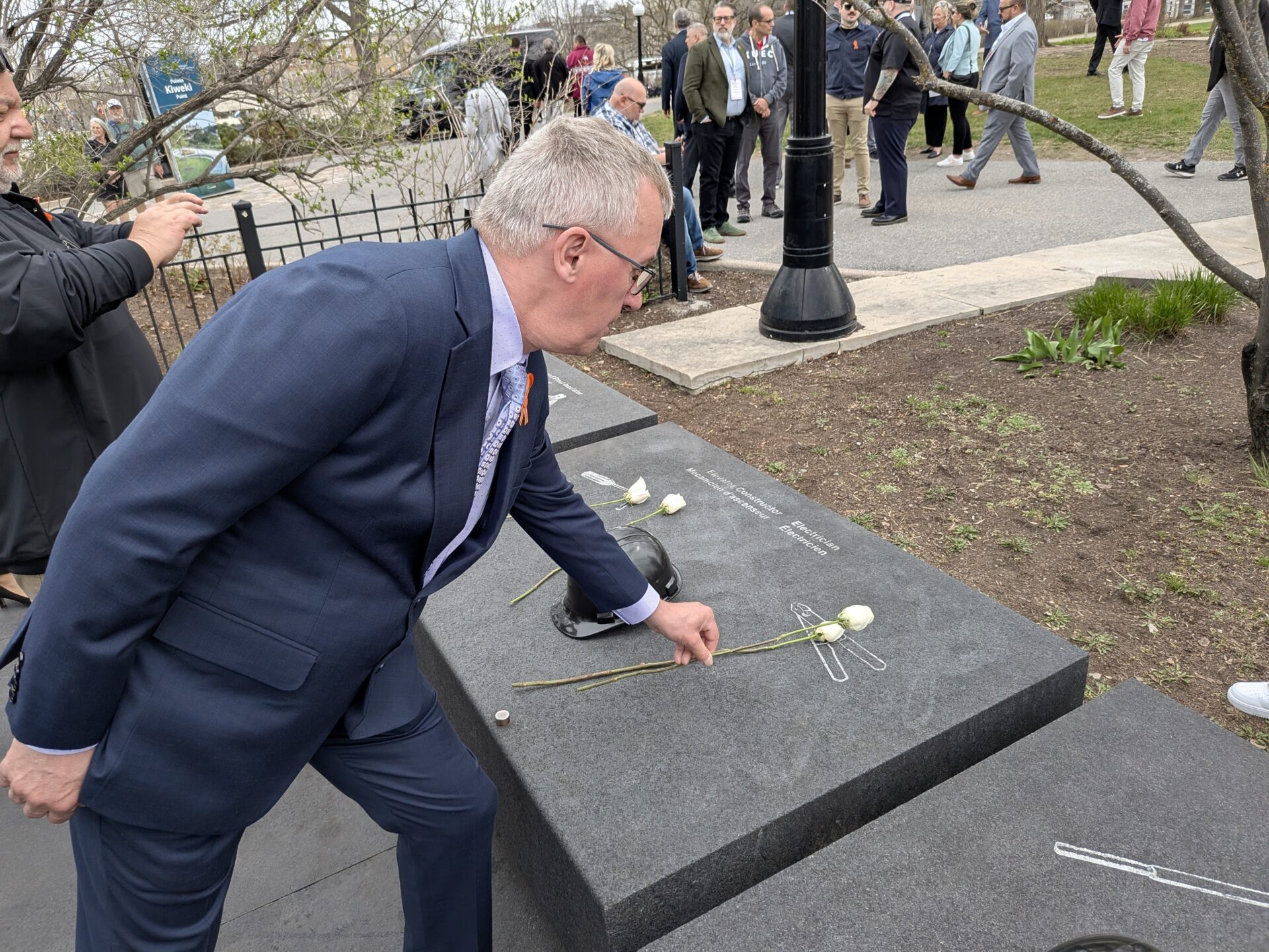 pxl 20260428 154420358